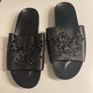 Tory Burch black slide sandals 10M